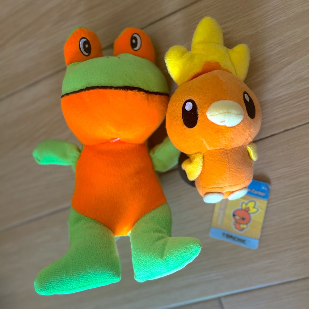 2 in 1- Pokémon Center “Torchic” Poké Doll-Toy works Doll
